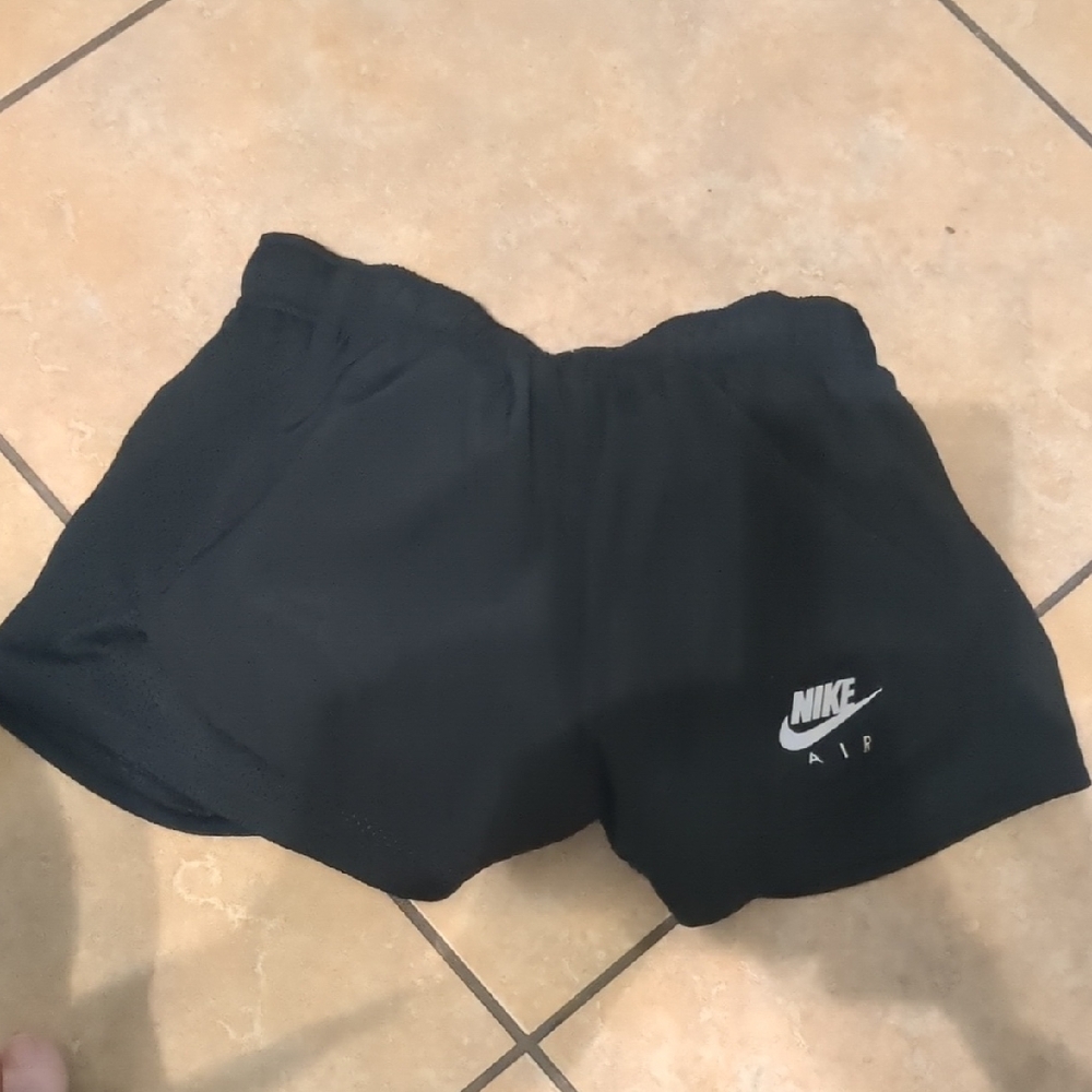 Nike Women's Black Shorts - Picture 1 of 3